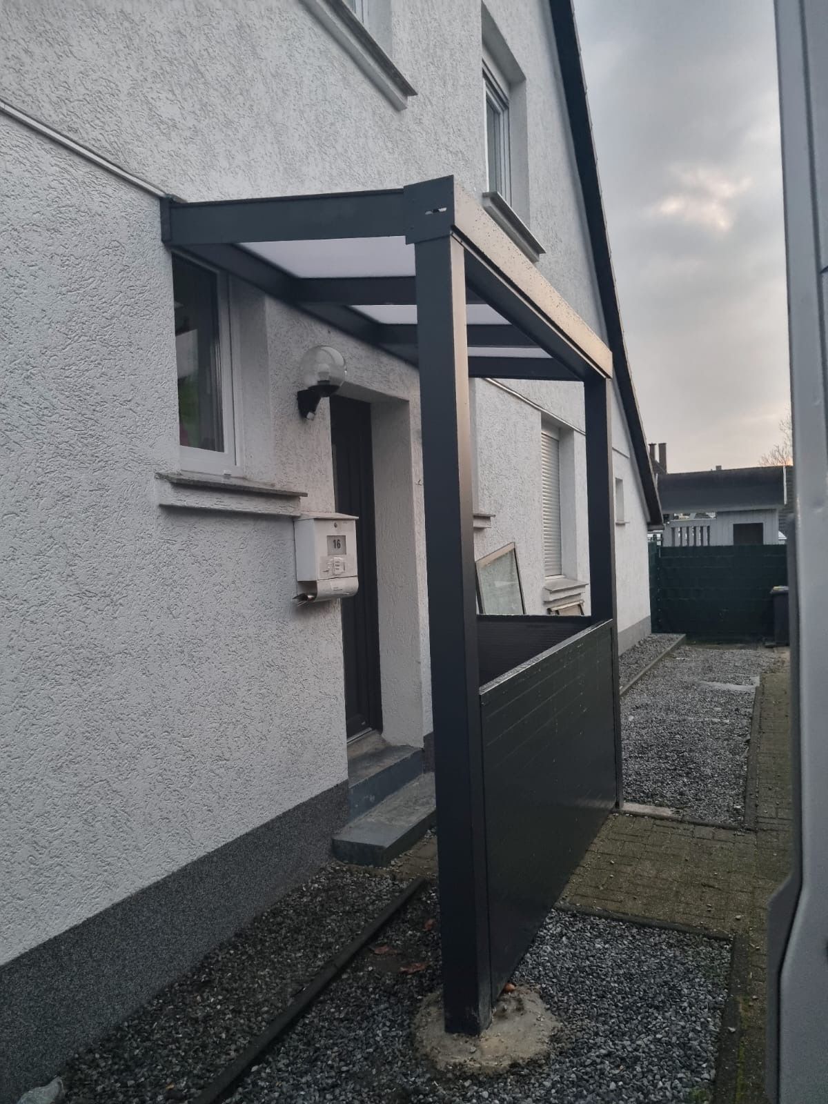 Aluminium kozijnprofiel bij aanbouw